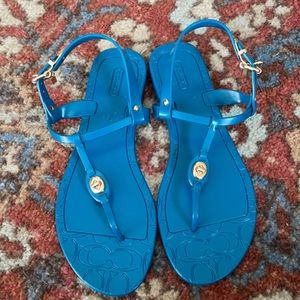 Ladies F80045 T-Bar Jelly Buckle Shoes in Mid Blue Great Sale Price! Ladies F80045 T-Bar Jelly Buckle Shoes in Mid Blue Great Sale Price!